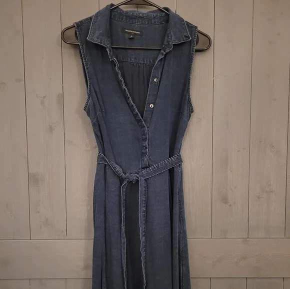 Banana Republic Sleeveless Denim Dress - Picture 1 of 2